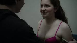 Emma Kenney Naked in Shameless - Unforgettable Moments revealed