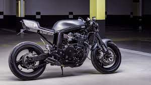 Le French Atelier Suzuki Gsx R 750 Return Of The Cafe Racers Suzuki Cafe Racer Yamaha Cafe Racer Suzuki Gsx R 750