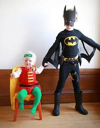 Batman Kostum Selber Machen Diy Anleitung Maskerix De Batman Kostum Selber Machen Halloween Kostume Kinder Batman Kostum