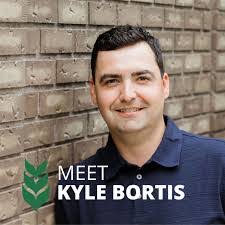 Kevin Genest's Instagram, Twitter & Facebook