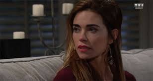 Début de la fenêtre de dialogue. Les Feux De L Amour En Avance William Evince Victoria Episode Du Mardi 3 Mars 2020 Sur Tf1 Toutelatele