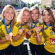 View stina blackstenius profile on yahoo sports. Svenska Bronshjalten Jagas Nu Av Varldens Basta Klubb Efter Stora Vm Succen Smickrande