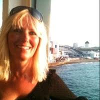 10+ "Julia Squires" profiles