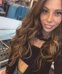 Noelle Harding's Instagram, Twitter & Facebook