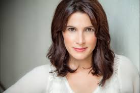 Rochelle Greenwood's Instagram, Twitter & Facebook