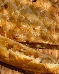Christophe Michalak On Instagram Bonjour A Tous Le Jeudi C Est Dartois Feuillete Pomme Banane Abricot En 2020 Patisserie Francaise Desserts Francais Food Network