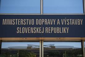 Ministerstvo dopravy, které už několik let buduje takzvané inteligentní dálnice, chce jejich… ministerstvo dopravy poskytlo tabulku s výpočty, jaké přímé ekonomické škody by přinesl případný… Ministerstvo Dopravy Avizuje Pripravu Dalsich Schem Pre Cestovny Ruch