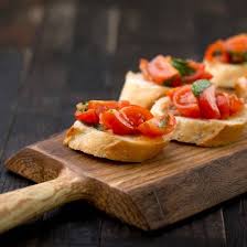 Bruschettas De Tomates A L Ail Recette Alimentation Recettes De Cuisine Tomates