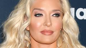 Jun 15, 2021 · erika jayne and tom girardi's legal woes are at the center of the new documentary, the housewife and the hustler, and many viewers are speaking out about the reality star couple's alleged scandals. Erika Girardi Speaks Out About Her Divorce