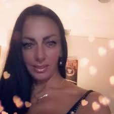 Kerri Sprague's Instagram, Twitter & Facebook