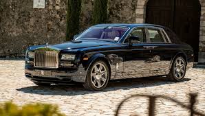 Rolls Royce Phantom The 10 Classiest Luxury Cars For Being Chauffeured Rolls Royce Phantom Rolls Royce Bentley Rolls Royce