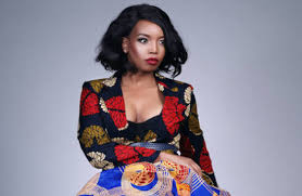 Reality star/fashion designer mome and tv presenter thembisa mdoda are beautiful women with beautiful style. Dear Thembisa Mdoda Sithenjwat