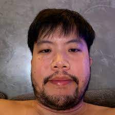 謝孟恭- 謝孟恭mijenja svoju sliku profila.