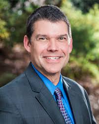 Hugh Craddock's Instagram, Twitter & Facebook