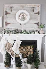 Whether it's a gift for him or her, a present for a friend or a coworker, we have a handmade gift for everyone on your christmas list. 62 Christmas Mantel Decorations Ideas For Holiday Fireplace Mantel Decorating