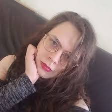 Chelsea Applegate's Instagram, Twitter & Facebook