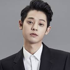 jung joon young eojjeomyeon urin amureon gamjeongdo eopsi ibyeoreul junbihaeya haessna bwa seoro apeul geosman saenggakhaessjiman geuraessdeon gieokmajeodo ijeneun sarajina bwa. Jung Joon Young Lyrics Songs And Albums Genius