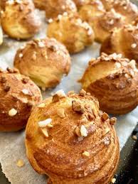 Claire Au Matcha Chouquettes En 2020 Idee Recette Alimentation Dessert