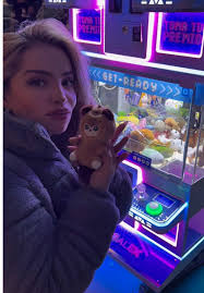 Sandra Blass Y El Gatito