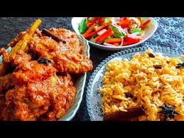 Kelainannya terletak kepada rasa masam dari tomato dan lemak dari kacang pis. Nasi Tomato Bersama Ayam Masak Merah U0026 Acar L Tomato Rice