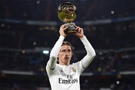 Модрич лука (modric luka) футбол полузащитник хорватия 09.09.1985. Modricha Net Dazhe V Pretendentah Na Zolotoj Myach God Nazad On Pobedil O Duhe Vremeni Blogi Sports Ru