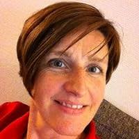 Secrets by Lesley Pearse