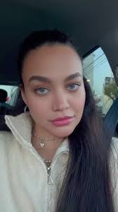 Danielle Tory's Instagram, Twitter & Facebook