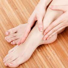 Ia boleh diamalkan setiap hari dan perubahan dapat dilihat dalam masa beberapa minggu. 5 Cara Memutihkan Tangan Dan Kaki Secara Alami