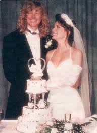 Shania Twain And Robert Lange 1993 2010 Celebrity Wedding Photos Celebrity Weddings Celebrity Wedding Dresses
