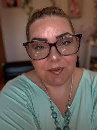 Gina Todaro's Instagram, Twitter & Facebook