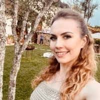 Vanessa Stephan's Instagram, Twitter & Facebook