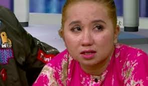 Terdapat sekitar 10 pencarian lagu yang dapat anda download dan dengarkan. Kerana Lagu Tak Tun Tuang Upiak Ditinggalkan Suami Online News