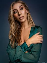 Alexandra Stiles's Instagram, Twitter & Facebook