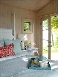 41 Stunning Summer Cottage Decorating Ideas Homenthusiastic Cottage Style Bedrooms Cottage Style Interiors Small Cottage Interiors