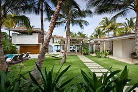 Perfect Tropical Beach House By Pete Bossley Architects In Maui Hawaii Beautiful Tropical Beach Tropical Beach Houses Tropical House Design Beach House Design