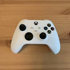 If the altitude doesn't get you, then the doubt of safety will. Xbox Series S In The Newsroom What Does Microsoft S Smallest Console Look Like