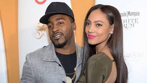  Colts Hakeem Nicks Gets Engaged To Si Swimsuit Model