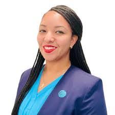 Chantel Arnold's Instagram, Twitter & Facebook