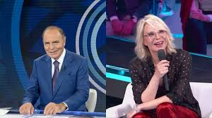 Kelly mediane desnuda