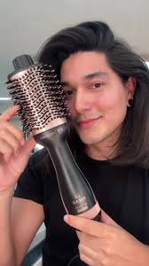 Escova Secadora Stylish Keration Brush: Tecnologia Micro Glitt para Cabelos  Brilhantes e Leves