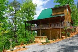 You will be conveniently located near the main parkway in pigeon forge or gatlinburg, tn; Cabins In Pigeon Forge And Gatlinburg Tennessee Cabin Beautiful Cabins Gatlinburg Cabins
