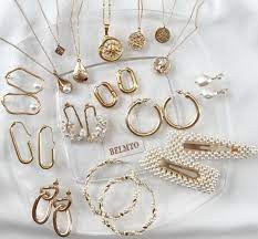 Goldjewelry Jewelry Styleinspiration Fashion Minimalistjewelry Trending Elegantpromdresses Minimal Gold Jewelry Women Jewelry Jewelry Accessories