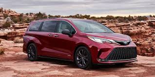 Despite the switch, toyota claims that the hybrid sienna can tow the same 3500 pounds as before. 2021 Toyota Sienna Looks Wild And Comes Only As A Hybrid