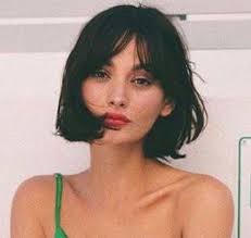 Get inspired by these curtain bang ideas but what exactly are curtain bangs? Pin On Short Hair Bob