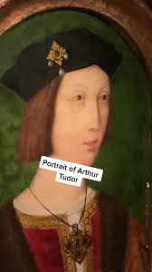 Explore Hever Castle: A Tudor History Gem!