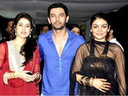 Chirag paswan is the son of former minister of parliament and cabinet minister shri ram vilas paswan. Chirag Paswan Promotes Miley Naa Miley Hum Photo Of Sagarika Ghatge Chirag Paswan Neeru Singh From The Chirag Paswan Promotes Miley Naa Miley Hum Images Bollywood Hungama