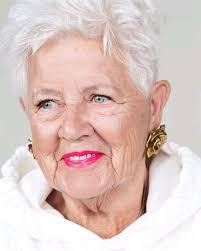 Beauty and compliments for women over 80 years old