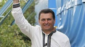 Andreea tonciu a fost terorizată de nea marin cu o râmă. Incredibil Ce S A Intamplat Cu Nea Marin Èi Liviu Varciu DupÄ BÄtaie Fanii Sunt ÈocaÈi Foto B1 Ro