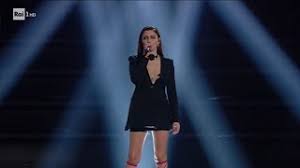 The song finished 7th in bacio in strada tu scrivimi tra un'ora serviranno ancora dieci ultime volte tra un'ora prima non te l'ho. Dieci Annalisa Sanremo 2021 Youtube