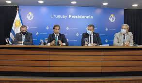 Amlo conferencia matutina 2/07/2019 empiesa bien el dia nuestro senor presidente andres manuel lopez obrador.suscribete a mi canal. Lacalle Pou Anuncio Conjunto De Medidas Para Disminuir Movilidad Y Ritmo De Contagios De Covid 19 Presidencia De La Republica